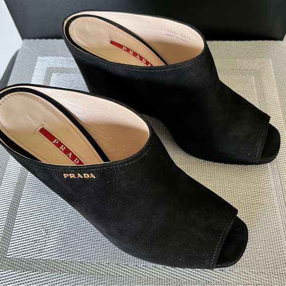 PRADA PRE-LOVED RARE AUTHENTIC BLACK SUEDE WEDGE SLIP ON SANDALS - Picture 9 of 17